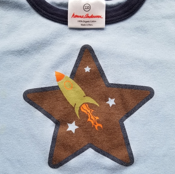 Hanna Andersson Other - 2010 play Hanna Andersson boy 110 size 5 rocket long-sleeve tee